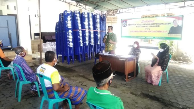 Baiq Isvie gandeng Unram sosialisasikan Perda ke masyarakat di Dapilnya