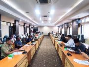 Komisi V DPRD Provinsi NTB Menerima Kunjungan Hearing Aliansi Honorer Nasional Nusa Tenggara Barat (AHN NTB)