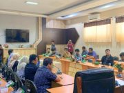 Anggota Komisi IV DPRD Provinsi NTB Menerima Hearing Aliansi Rakyat Menggugat Nusa Tenggara Barat