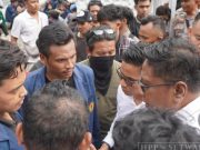 Anggota DPRD Provinsi NTB Menerima Aksi Demonstrasi Aliansi Rakyat NTB Melawan