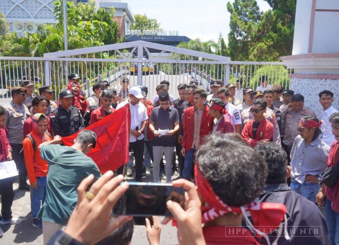 Wakil Ketua I DPRD NTB Terima Aspirasi Ikatan Mahasiswa Muhammadiyah