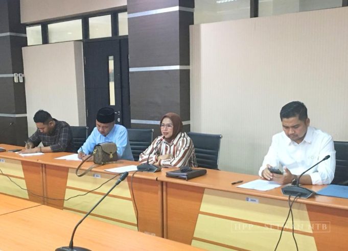 Rapat Panitia Khusus VI DPRD Provinsi NTB