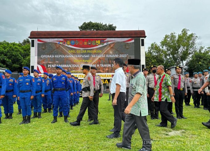 Wakil Ketua III DPRD NTB Hadiri Apel Gelar Pasukan Operasi Ketupat Rinjani-2025