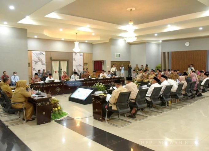 Buka Bersama Gubernur dan Wakil Gubernur NTB Bersama Anggota DPR RI dan DPD RI dapil NTB
