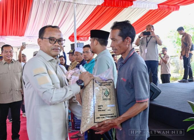 Wakil Ketua I DPRD NTB Hadiri Panen Raya Serentak Bersama Presiden Secara Daring