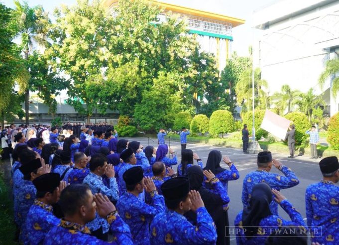 Sekretariat DPRD NTB Gelar Apel Hari Kesadaran Nasional April 2025