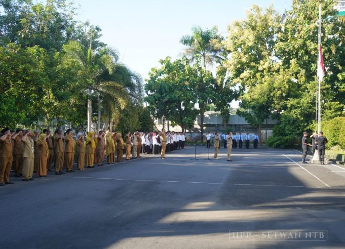 Upacara Bendera Hari Otonomi Daerah XXIX Tahun 2025 Sekretariat DPRD Provinsi NTB