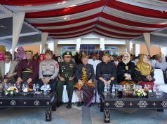 Wakil Ketua III DPRD NTB hadiri Upacara Hardiknas tahun 2025