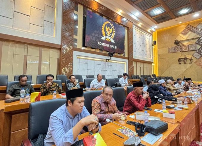 Pansus II DPRD NTB Konsultasikan Raperda Perlindungan PMI ke Baleg DPR RI