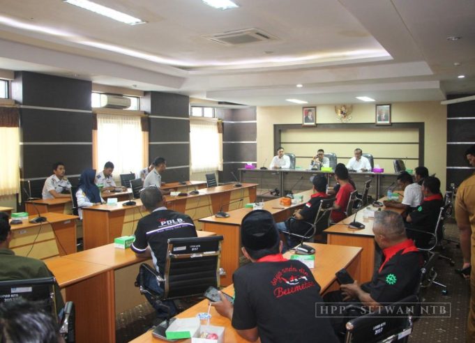 Hearing Perkumpulan Driver Batur Sasak di DPRD NTB