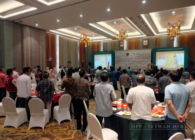 Ketua Komisi II DPRD NTB Hadiri Rakerda PHRI NTB