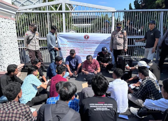 Sekretariat DPRD NTB Terima Aksi Terkait RS Mata NTB
