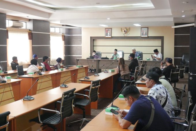 Hearing DPRD NTB dengan Forum Masyarakat Sasak Pesisir Terkait Kasus Penggusuran Warga Pondok Perasi