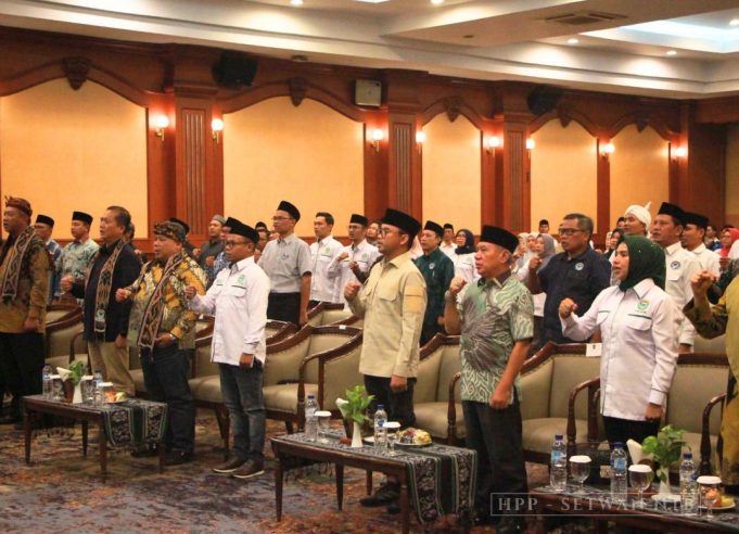 Wakil Ketua DPRD Provinsi NTB Hadiri Pelantikan dan Ramah Tamah Pengurus Wilayah Ikatan Alumni Pergerakan Mahasiswa Islam Indonesia (IKA-PMII) Provinsi NTB Masa Bakti 2025-2030