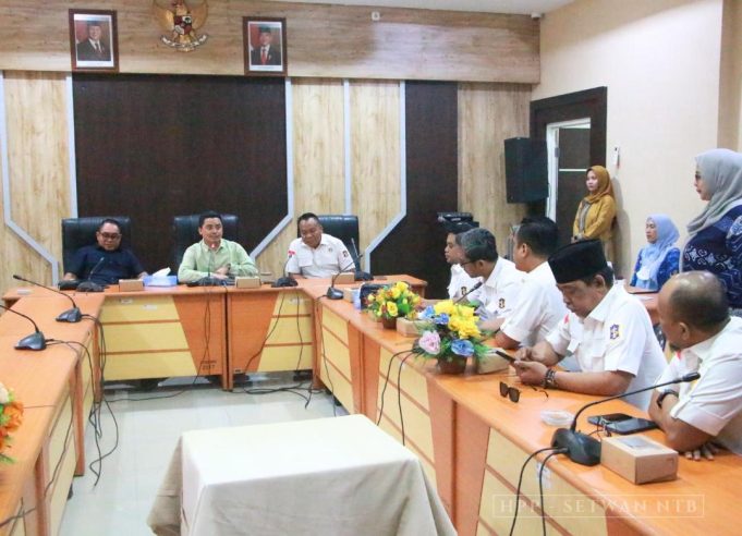 Kunjungan Kerja Komisi A DPRD Kota Surabaya ke DPRD Provinsi NTB