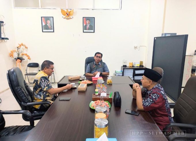 DPRD NTB Terima Kunjungan DPRD Kota Palangka Raya Terkait Pembahasan Ranperda Perubahan APBD