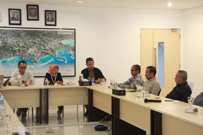 Kunjungan Lapangan Pansus RPJMD ke Kabupaten Lombok Tengah