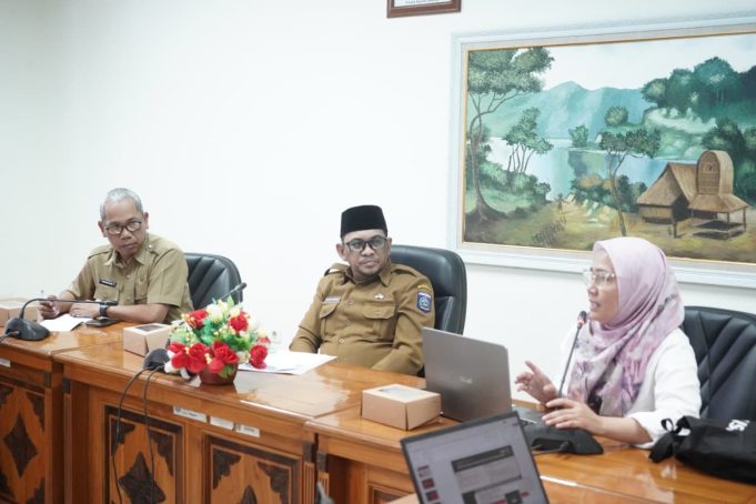 Sekretariat DPRD NTB Terima Kunjungan Tim Terkait Reformasi Regulasi Kemenko Kumham Imipas
