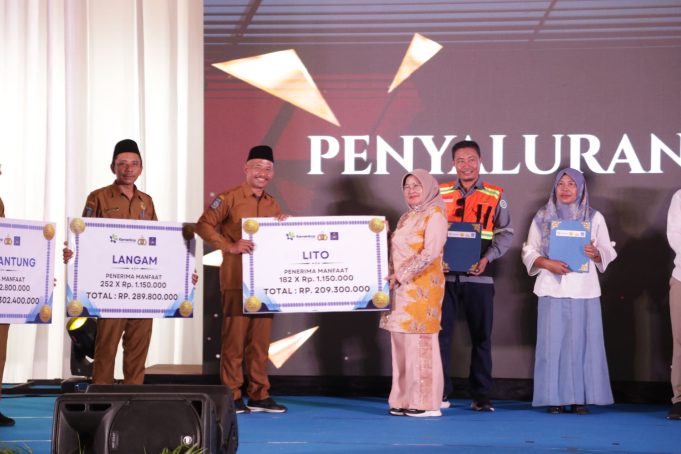 Ketua DPRD NTB Hadiri Acara “Koperasi untuk Negeri, Polri untuk Masyarakat” di Sumbawa